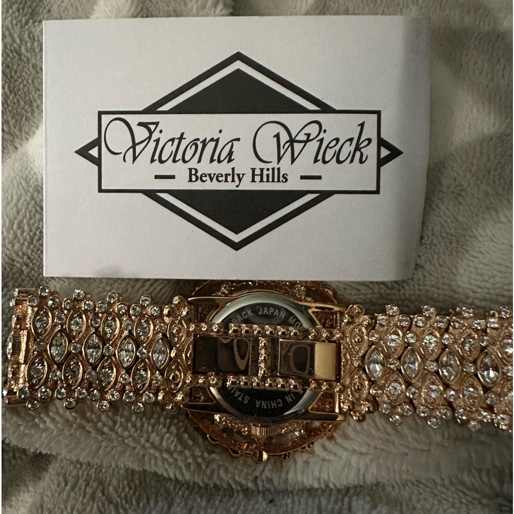 NEW 
Victoria Wieck Beverly Hills Vintage Rose Gold & rhinestone encrusted.